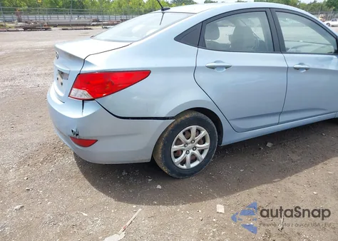 2013 Hyundai Accent Gls z USA, uszkodzony, nr VIN KMHCT4AE5DU387046